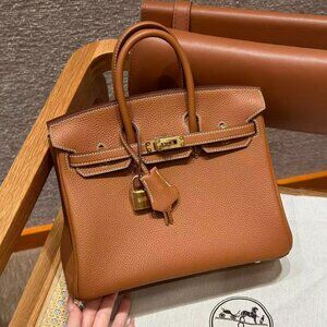 Classic Hermes Bag: A Stylish and Versatile Choice for Elegance